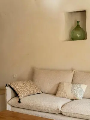 Coin salon dans l'établissement Beautiful Family Home With Pool Near Pigna