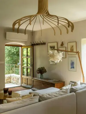 Coin salon dans l'établissement Beautiful Family Home With Pool Near Pigna
