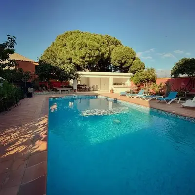 Résidence Antonia charmant appartement 2 chambres mansardé accès piscine commune centre ville
