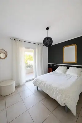 Un ou plusieurs lits dans un hébergement de l'établissement Appart cosy - Lumineux avec terrasse