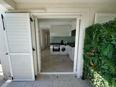 Un ou plusieurs lits dans un hébergement de l'établissement Luminous 2 BR Apt - Panoramic Sea & Mountain View Terrace