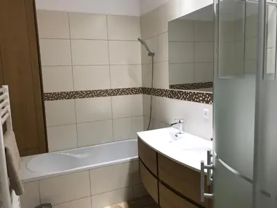 Salle de bains dans l'établissement Villa proche de St Florent Corse