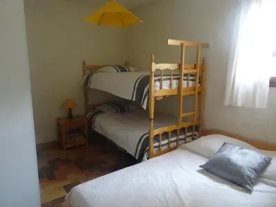 Un ou plusieurs lits dans un hébergement de l'établissement Sant Ambroggio 30 mètres de la mer vue mer