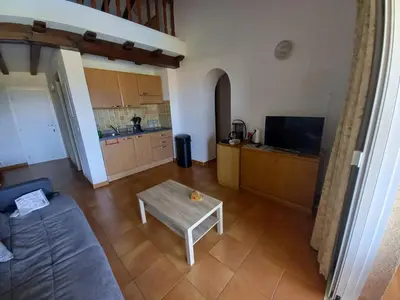 Cuisine ou kitchenette dans l'établissement CORSE Bravone bel appart à 2 pas de la plage 2ch et mezzanine