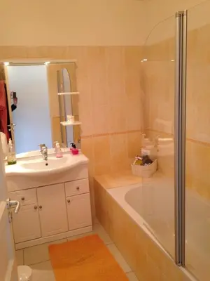 Salle de bains dans l'établissement Résidence port Calvi- Apartment T3 sea view