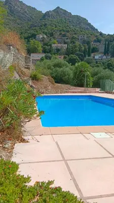Piscine de l'établissement Maison pour 6 avec piscine ou située à proximité