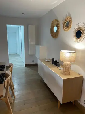 Un ou plusieurs lits dans un hébergement de l'établissement Appartement avec grande terrasse