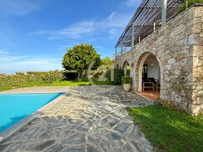 Piscine de l'établissement Villa T4 vue mer, piscine & jardin - Corbara ou située à proximité