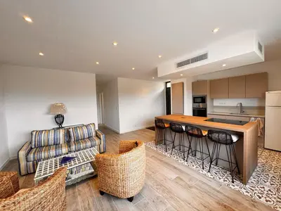 Cuisine ou kitchenette dans l'établissement L'Alivu Apprt 2 chambres