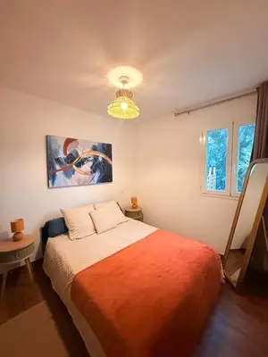 Un ou plusieurs lits dans un hébergement de l'établissement Villa Paraìso, maison avec piscine route de Calenzana