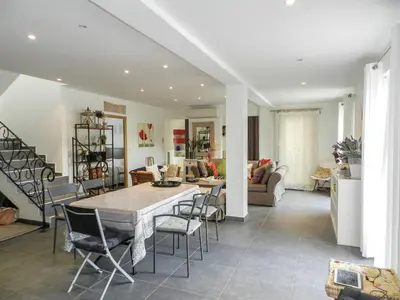 Coin salon dans l'établissement Villa Fidiamare by Interhome