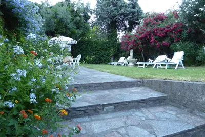Jardin de l'établissement Hotel Cyrnea