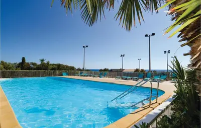 Piscine de l'établissement Nice Home In Prunete With Wifi ou située à proximité