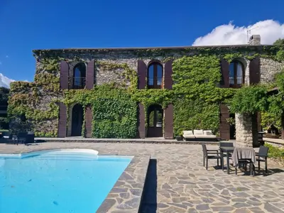 Piscine de l'établissement U Palazzu - Demeure de charme au centre de la Corse ou située à proximité