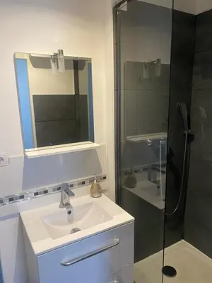 Salle de bains dans l'établissement T2 Campo Meta