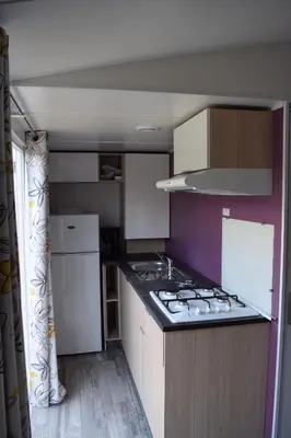 Cuisine ou kitchenette dans l'établissement Camping Paradella