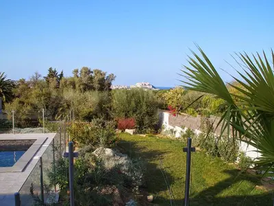 Jardin de l'établissement Villa Vellutini