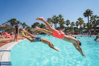 Piscine de l'établissement Belambra Clubs Borgo - Pineto ou située à proximité