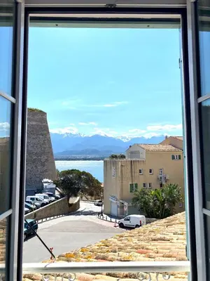 Paysage naturel près de l'hôtel