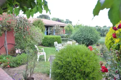 Jardin de l'établissement CASA-CORSA chambre d'hote