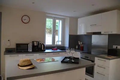 Cuisine ou kitchenette dans l'établissement maison corse en balagne