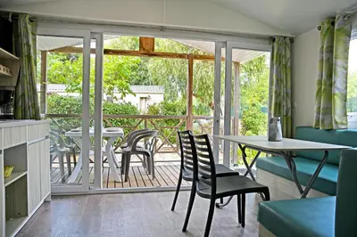 Balcon ou terrasse dans l'établissement Camping Les Castors