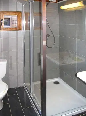 Salle de bains dans l'établissement Résidence Marina Livia