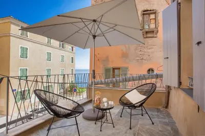 Balcon ou terrasse dans l'établissement U Palazzu Ghejenuvese