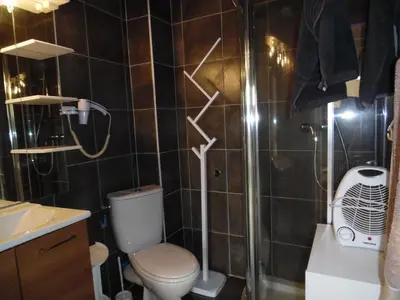 Salle de bains dans l'établissement Studio du Commandant Marché