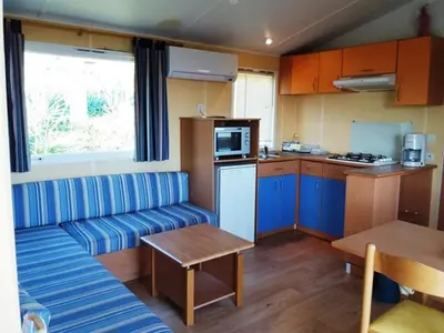 Cuisine ou kitchenette dans l'établissement La Canardiere