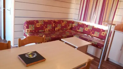 Coin salon dans l'établissement La Canardiere