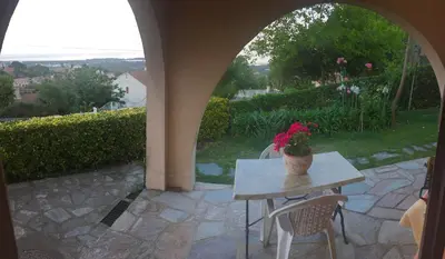 Jardin de l'établissement Rez de Villa Vue Mer Panoramique