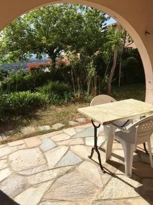 Jardin de l'établissement Rez de Villa Vue Mer Panoramique