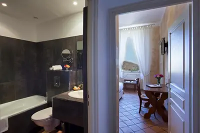 Salle de bains dans l'établissement Mare E Monti - Hôtel de Charme