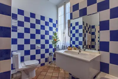 Salle de bains dans l'établissement Mare E Monti - Hôtel de Charme