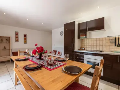Cuisine ou kitchenette dans l'établissement Villa Gelormini-2 by Interhome