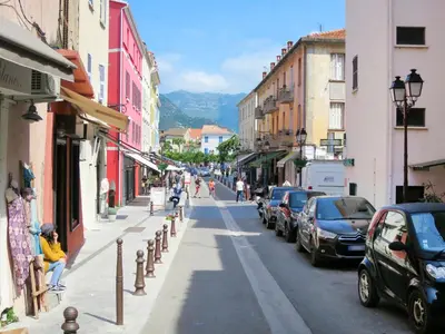 Vue générale sur la montagne ou vue sur la montagne depuis l'appartement