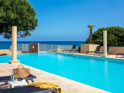 Piscine de l'établissement Apartment MB4 piscine by Interhome ou située à proximité