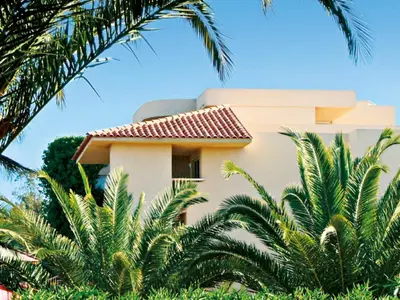 Jardin de l'établissement Apartment MB6 sans vue mer by Interhome