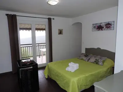Un ou plusieurs lits dans un hébergement de l'établissement Apartment Fougère by Interhome