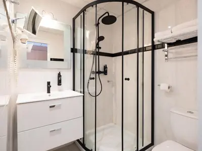 Salle de bains dans l'établissement Hotel Revellata & Spa