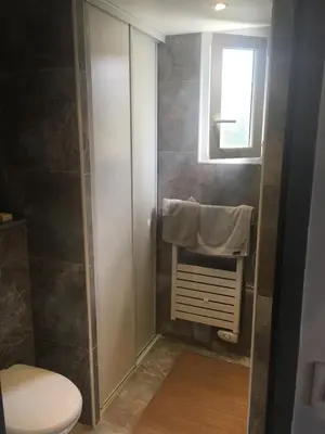 Salle de bains dans l'établissement Villa Mer Et Montagne