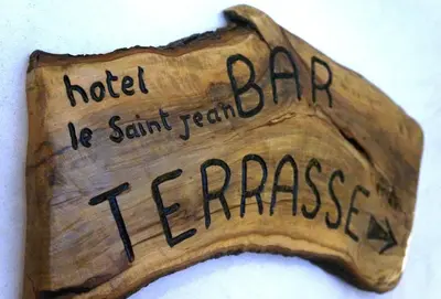 Certificat, récompense, panneau ou autre document affiché dans l'établissement Hotel Le Saint Jean