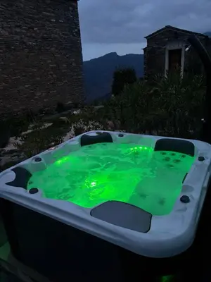 Vue générale sur la montagne ou vue sur la montagne depuis la maison de vacances