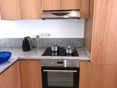 Cuisine ou kitchenette dans l'établissement Cantari