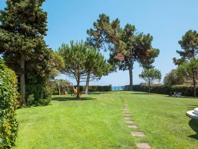 Jardin de l'établissement Apartment A Suara di Mare by Interhome