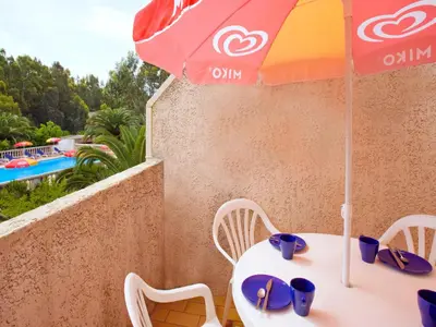 Piscine de l'établissement Apartment Thalassa-1 by Interhome ou située à proximité