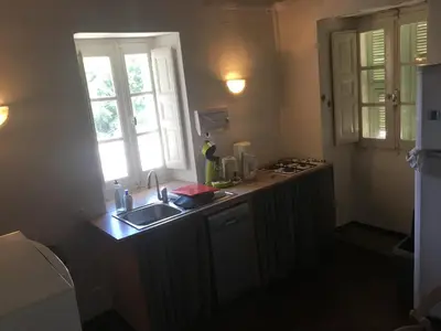 Cuisine ou kitchenette dans l'établissement Appartement 2 chambres A Casa De Giovanni à Pietra-di-Verde en Haute-Corse