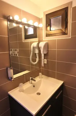 Salle de bains dans l'établissement Le monte rosso