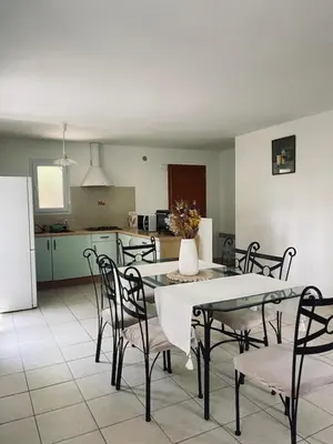 Cuisine ou kitchenette dans l'établissement A Torra